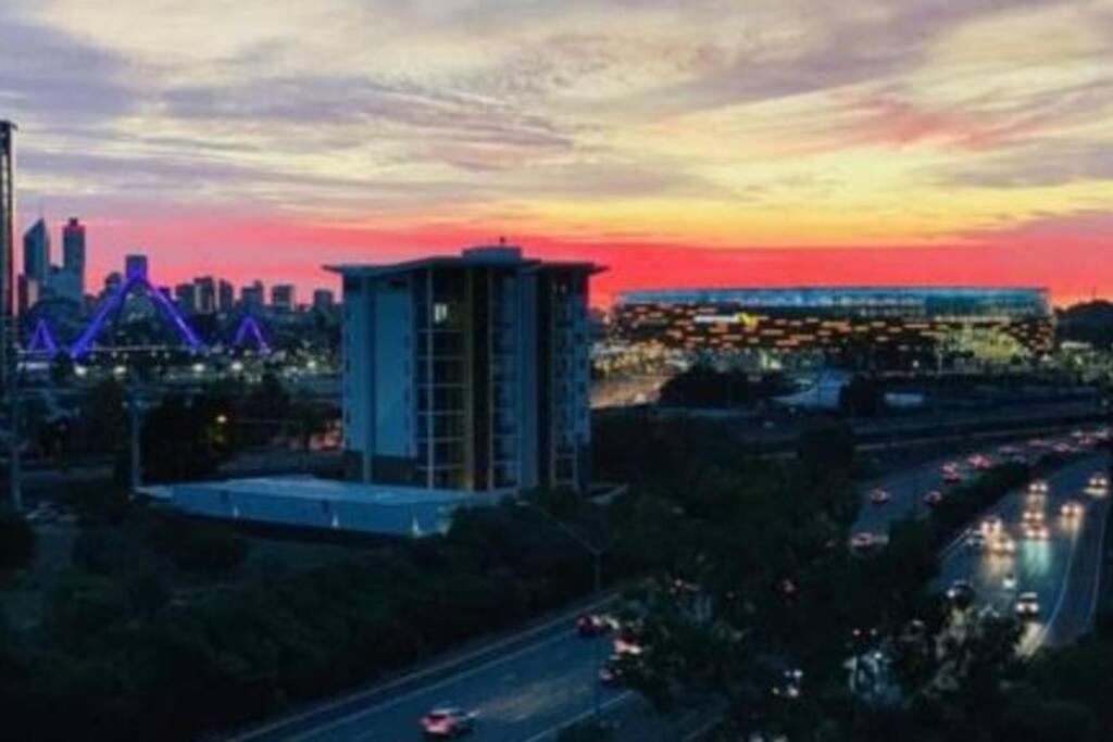 Riverside Gem - Housity