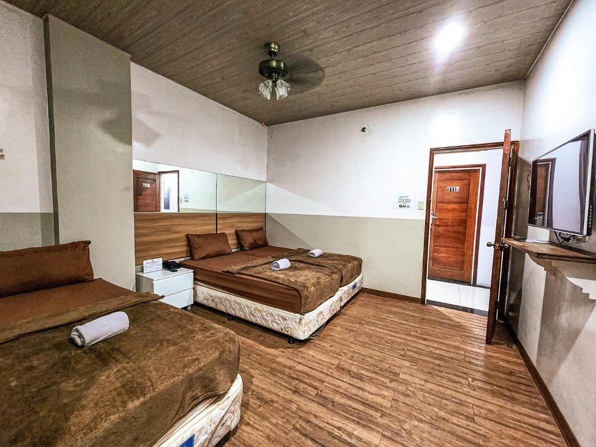 Hotel Urban - Housity