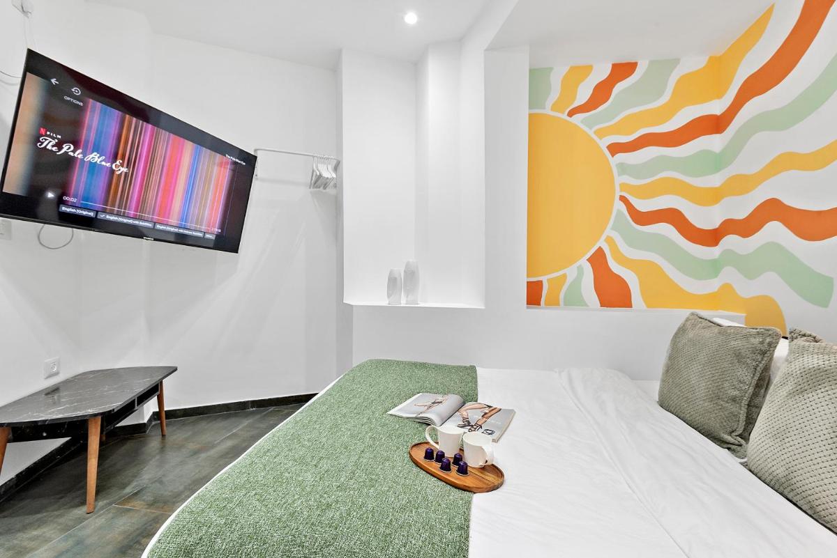 Suitetrails - Lively new apt with Bomb Shelter beside the beach M5