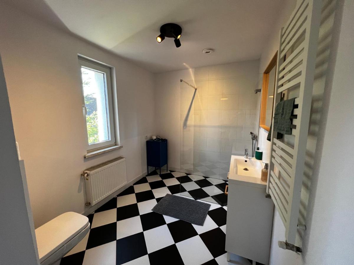 APARTAMENTY JELEŚNIA - Housity