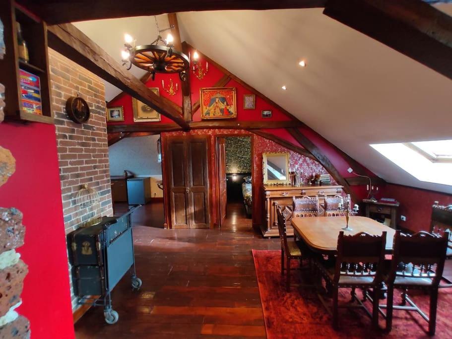 Les Troyes Balais - Harry Potter - F3 - 67m² - Housity