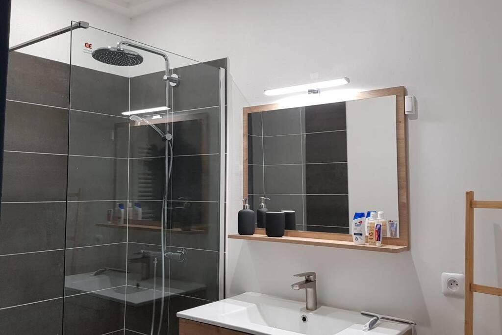 Appartement cosy proche la Part Dieu - Housity