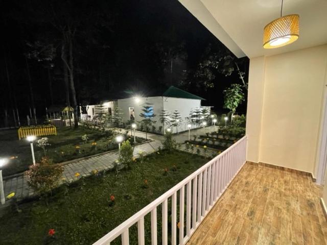 Jaldapara Forest Tourist Lodge JFTL - Housity