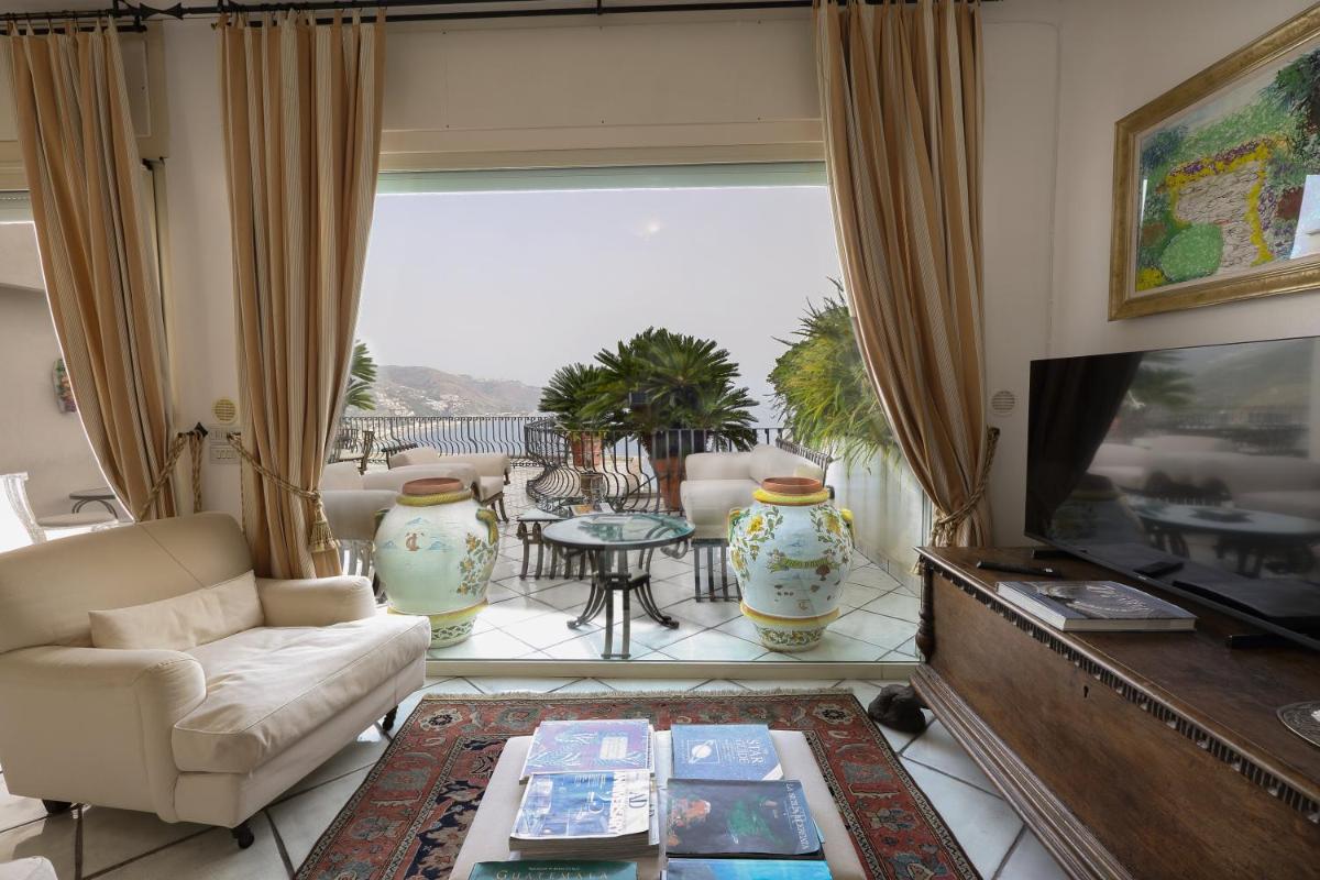 Bellavista House - Housity