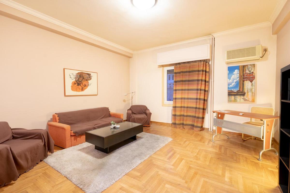 Suitetrails - Victoria metro st. 2 bedrooms 4 persons apartment