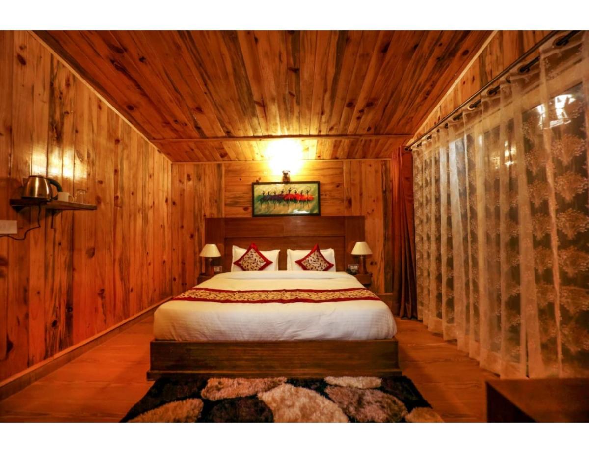 Hanshdi Resort, Dhanolti - Housity