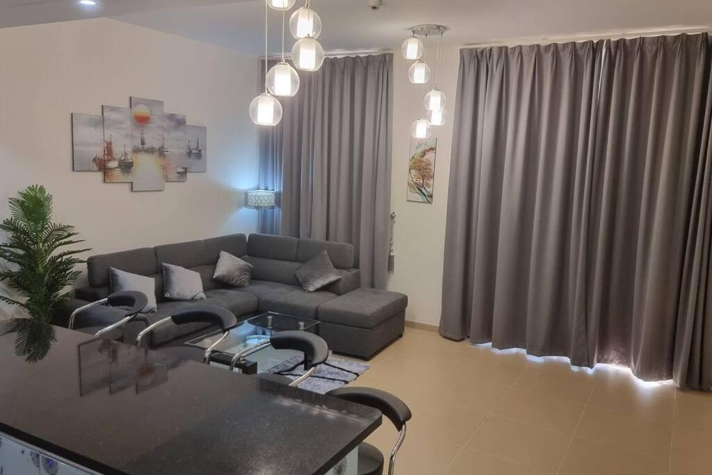 One Bedroom Apartment Muscat Bay - Housity