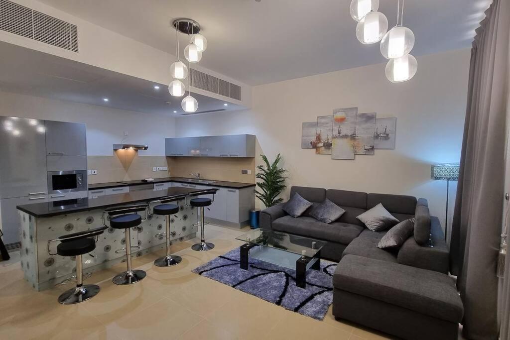 One Bedroom Apartment Muscat Bay - Housity