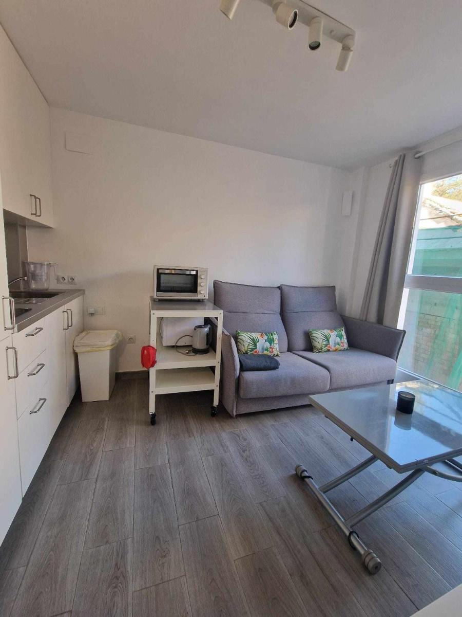 1 room Balneario Pedregalejo - Housity