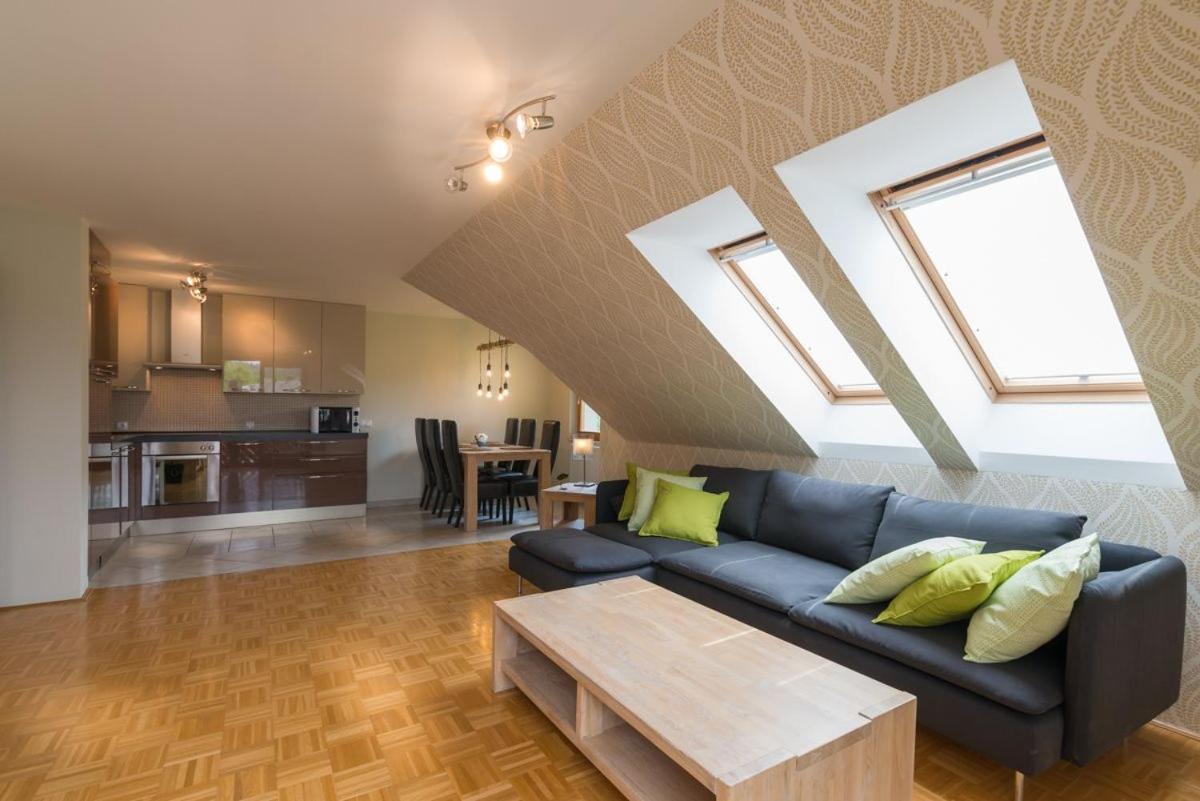 Sava View 8 - Housity