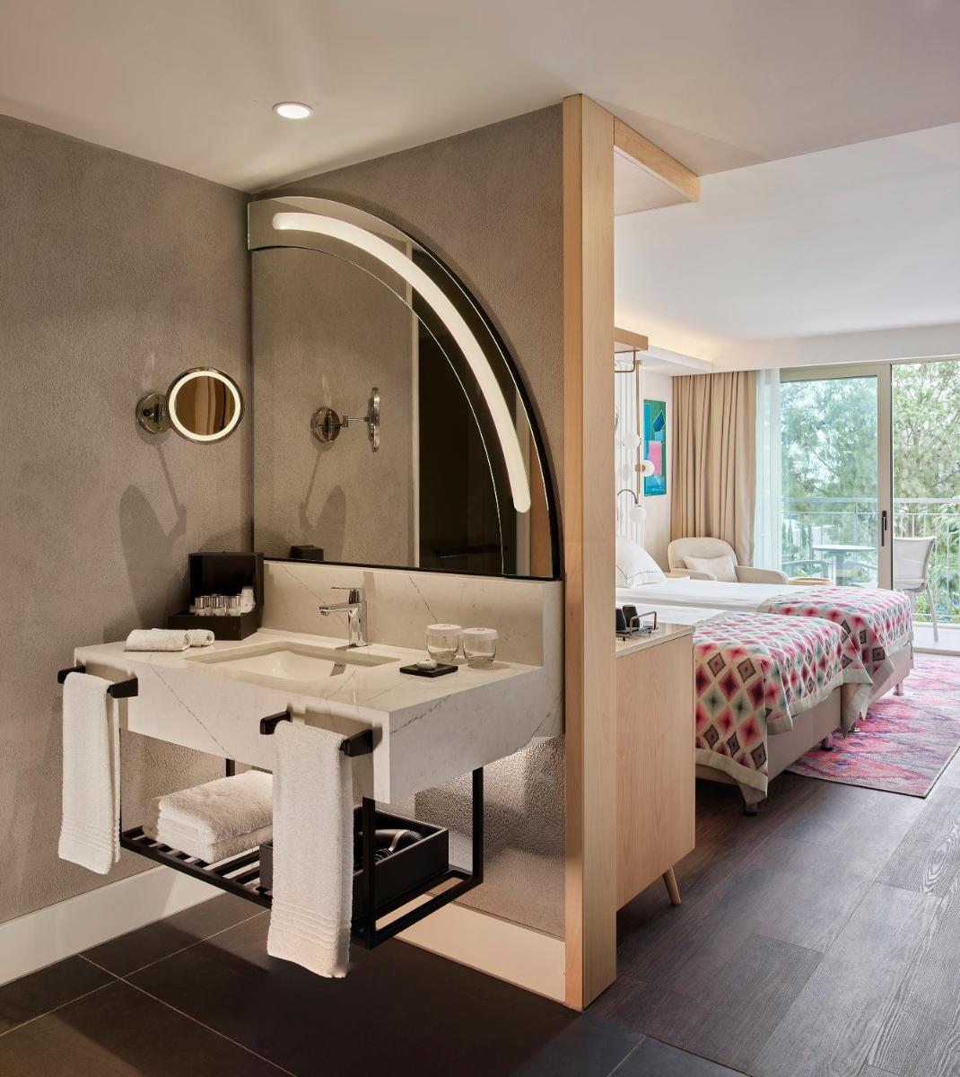 Lara Barut Collection-Ultra All Inclusive - Housity