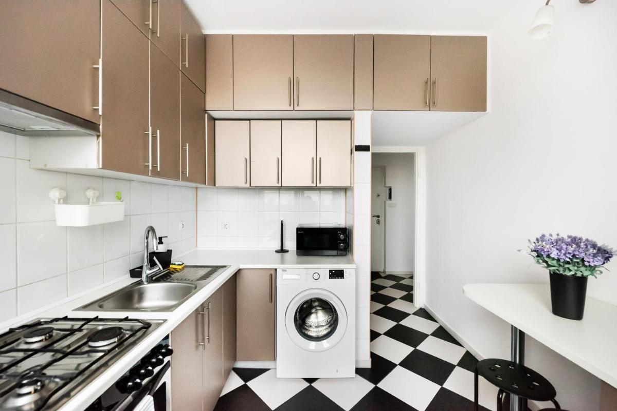 Suitetrails - Superior Metro Centrum Apartment