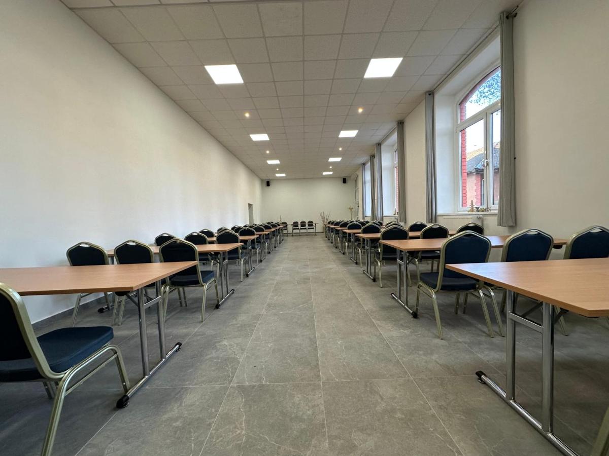 Penzion Burra - Housity