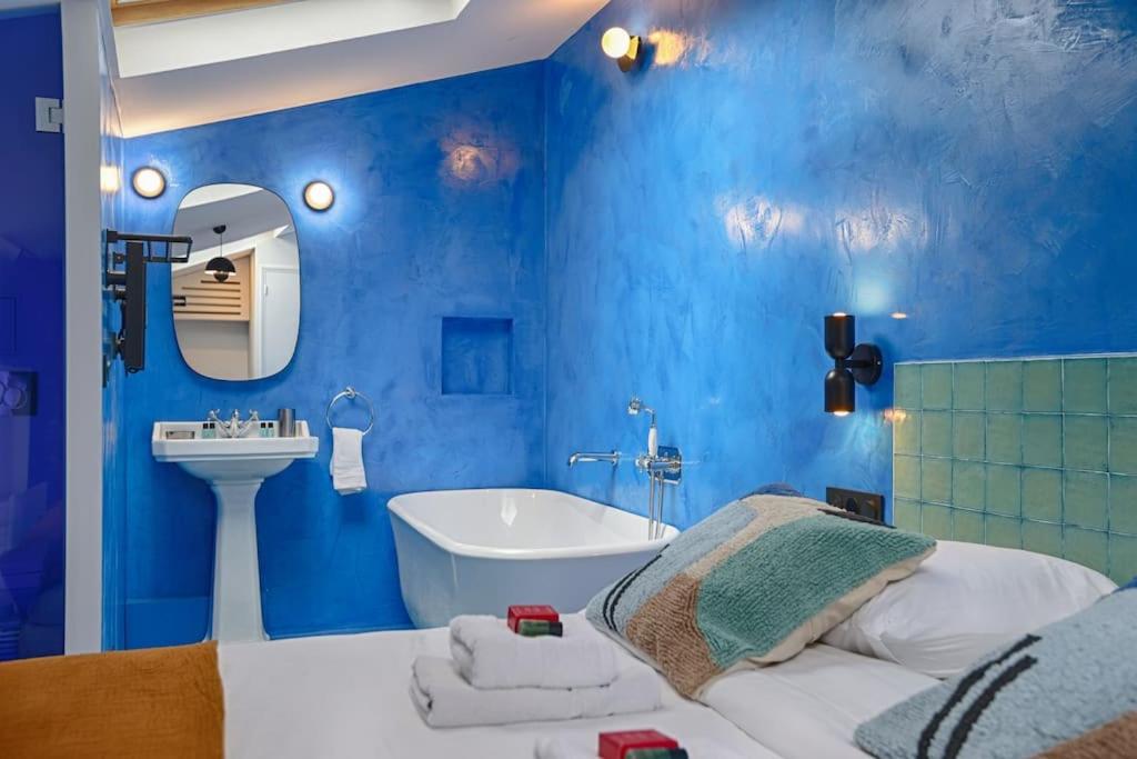 Suitetrails - MyKeypers - Luxurious Private House with jacuzzi for 10P/4BR - Heart of Paris