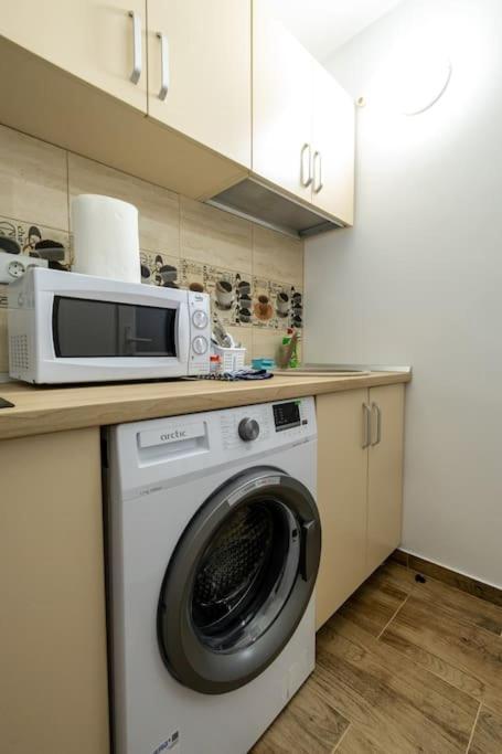 Luxury Radox Apartment Park 1 BZ - Housity