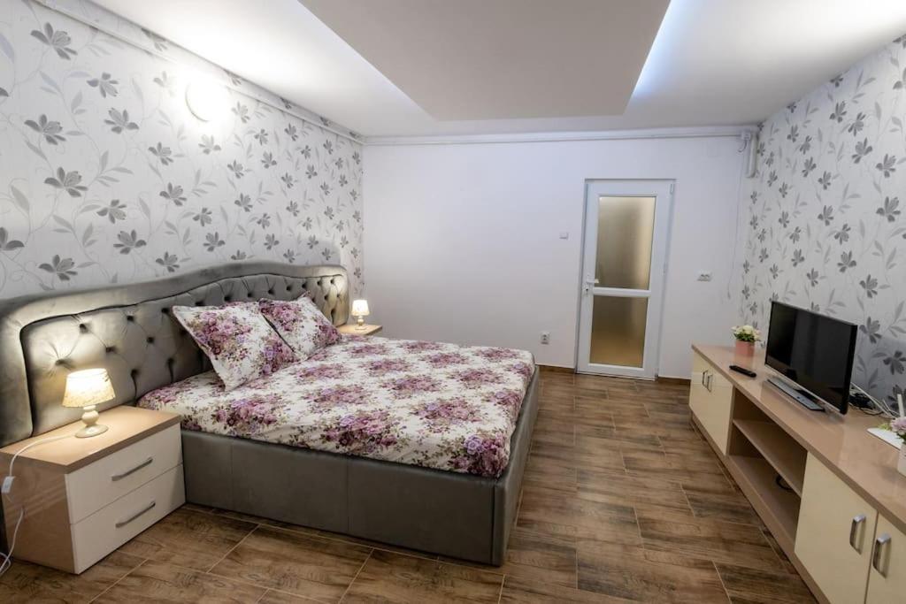 Luxury Radox Apartment Park 1 BZ - Housity