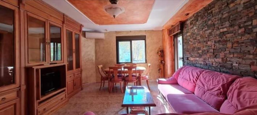 Apartamentos Los Robles - Housity