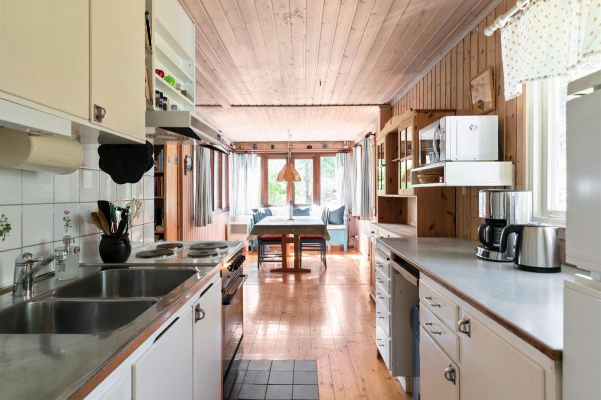 Authentic Swedish family home on the archipelago - Housity