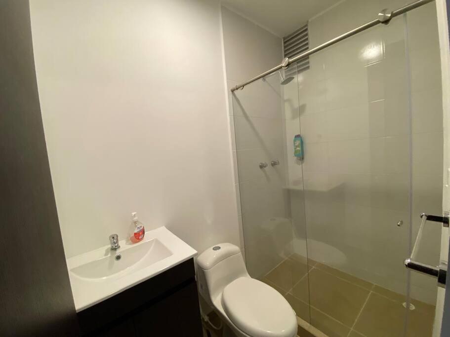 Torres de San Vicente 2 hab - Housity