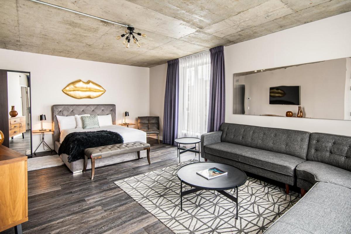 HOTEL10 - Housity