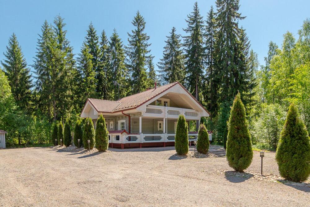 Villa Taavinlinna - Housity