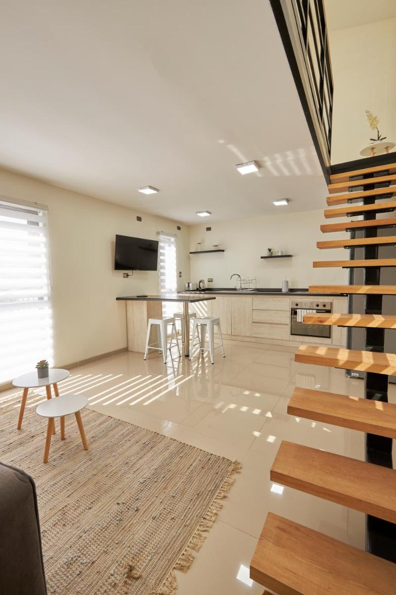 Suitetrails - Austral Apartment Teja