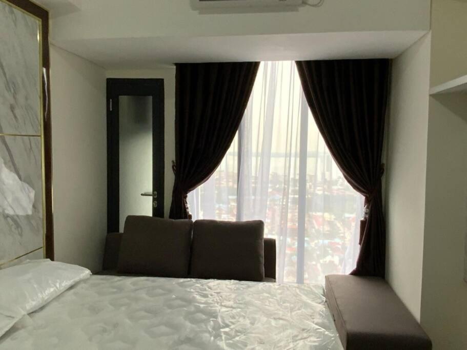 Suitetrails - Apartement Pollux Batam Tower A2