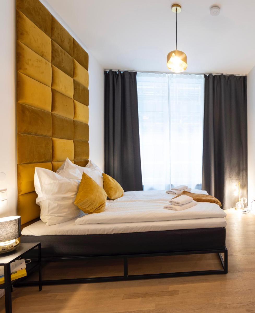 Suitetrails - Pure Berlin Apartments - Luxury at Pure Living in City Center