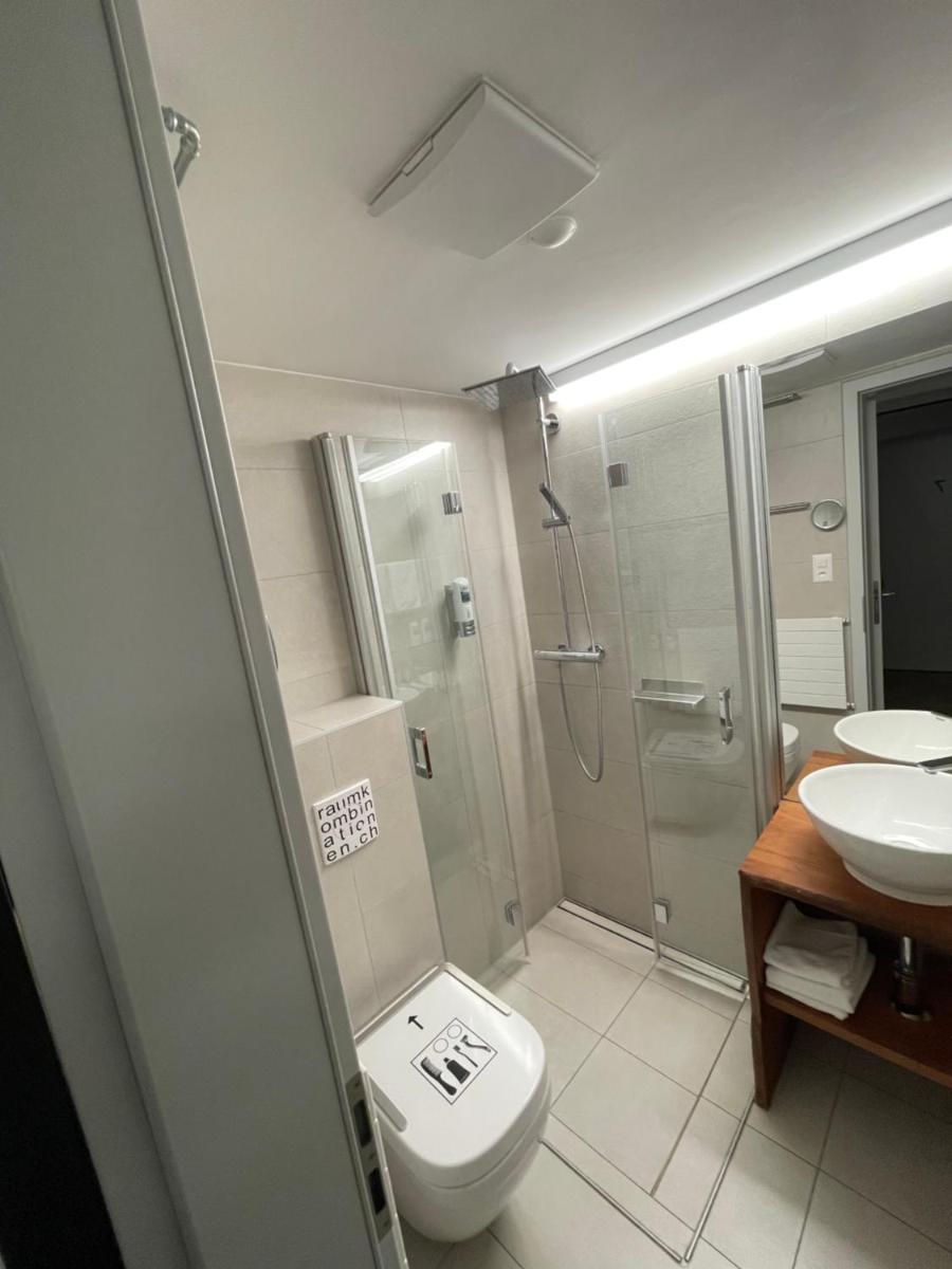 Hotel16 by Messe & Stadion Suisse in Minuten & Late Check-in - Housity