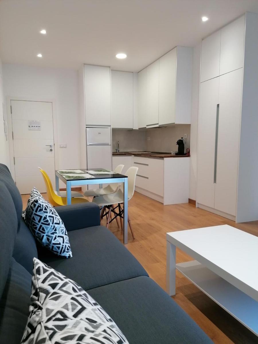 Apartamentos La Luna - Housity