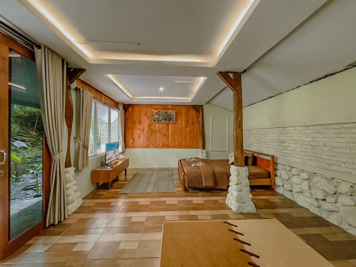 Villa Kamar Tamu Kampung Bening - Housity