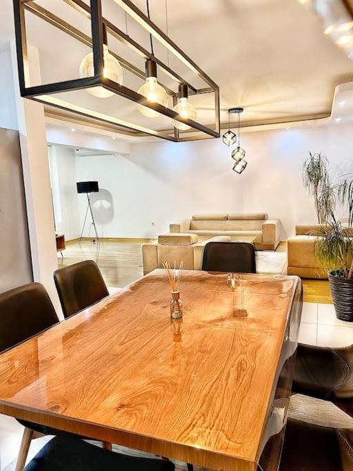 Luxury villa in Skopje - Housity