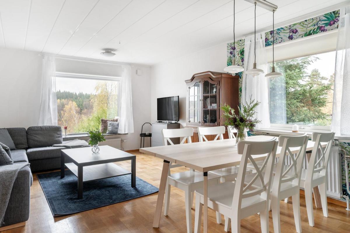 Peaceful holiday home surrounded by nature - Housity