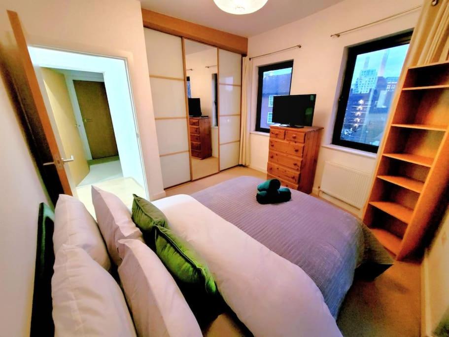 Battersea Power Station Suite - Housity