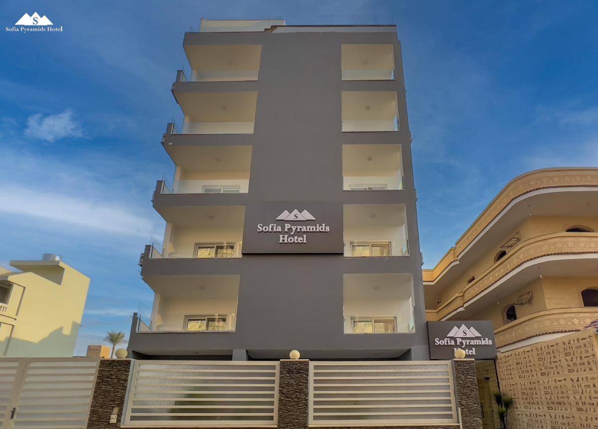 Sofia Pyramids Hotel - Housity