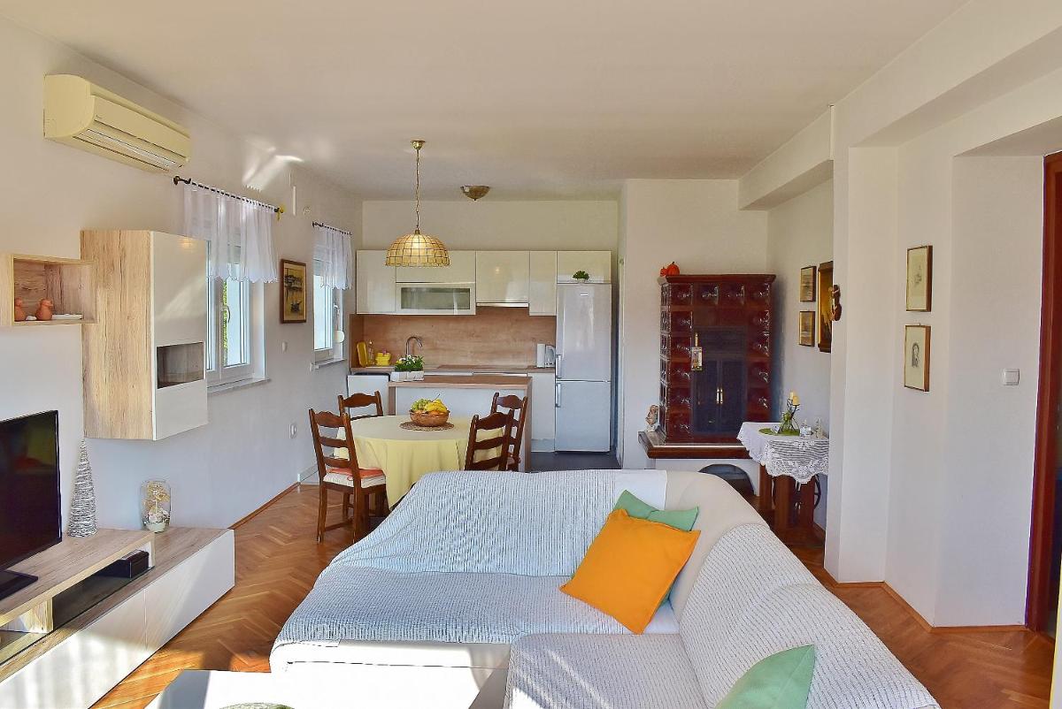 Apartments Duda, Rab - Housity
