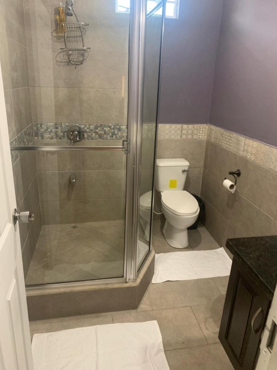 Kero's Villa Rentals - Housity