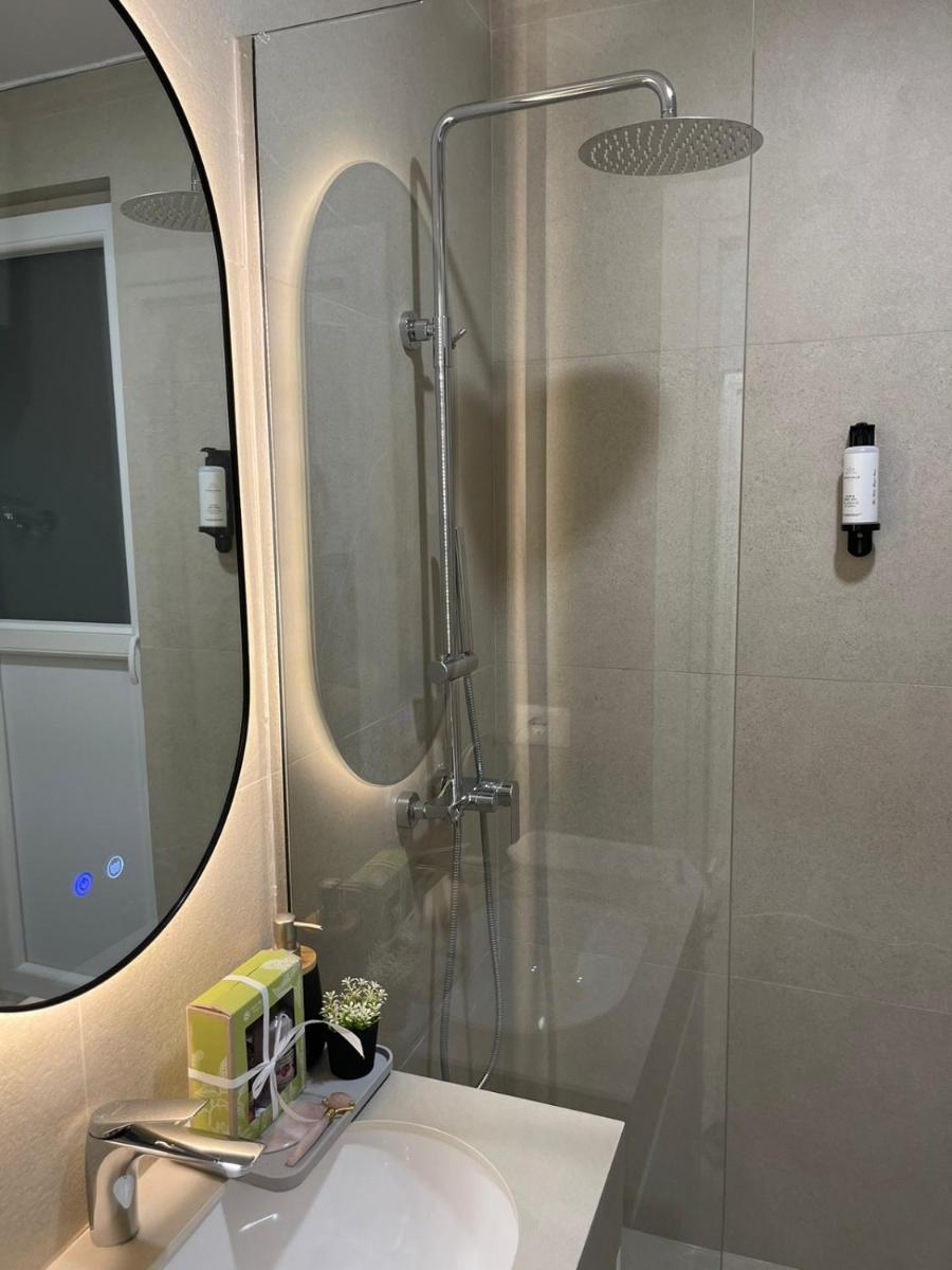 Smart Home , Lovely Apartment in Tirana - Housity