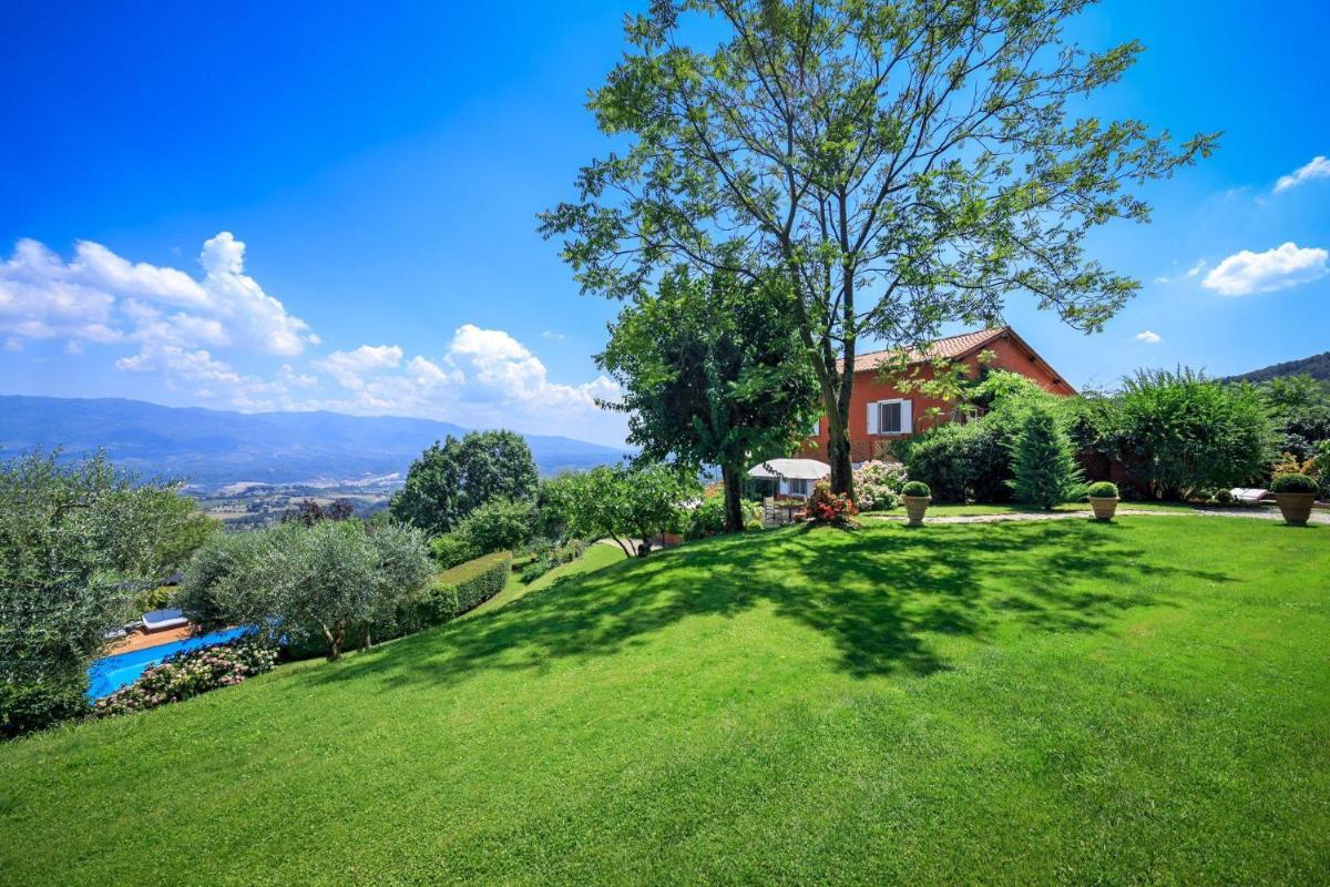 Villa-Napoleone-near-Florence-with-pool - Housity
