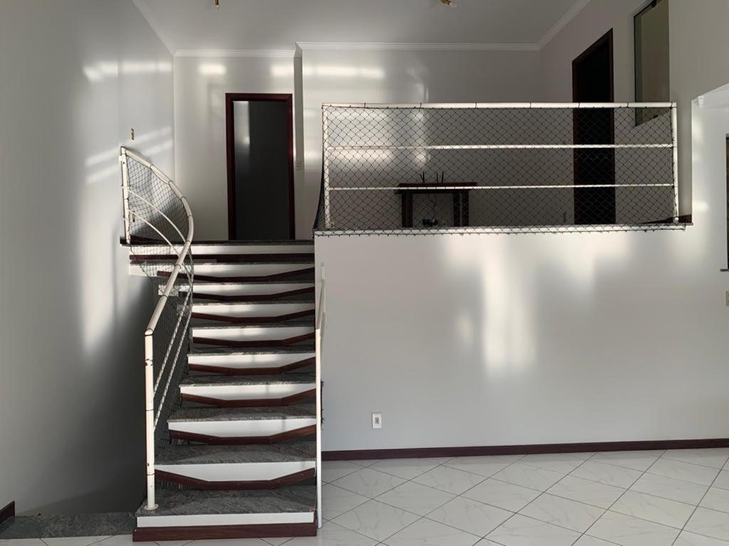 Casa espaçosa para lazer em família - Housity