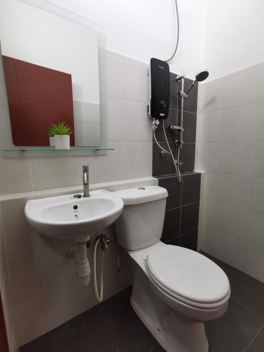 De'Sara Damai Homestay, Kuantan - Hizvo