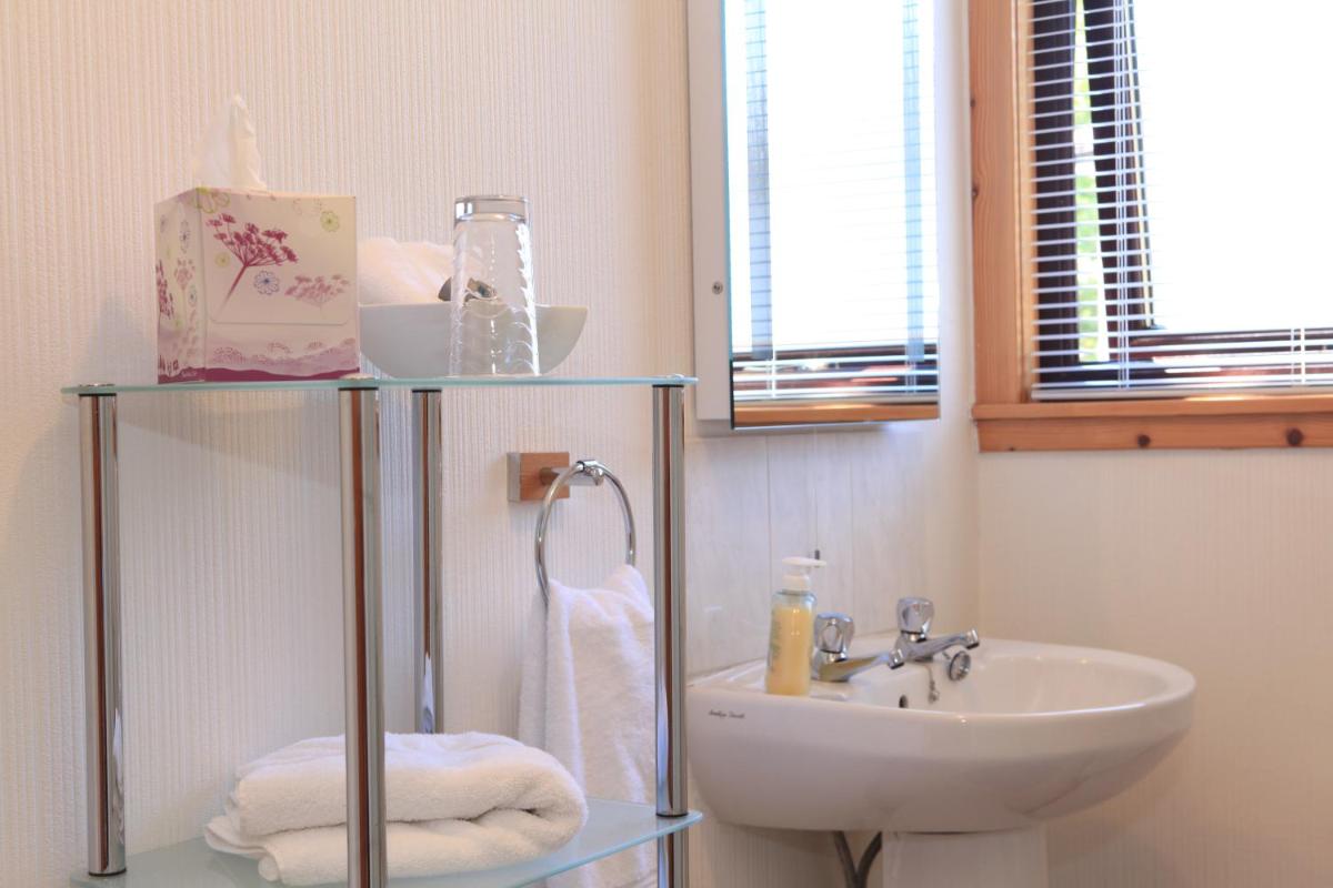 Ardlinnhe Bed & Breakfast - Housity