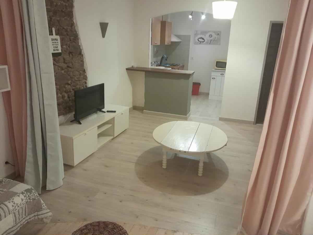Studio - Housity