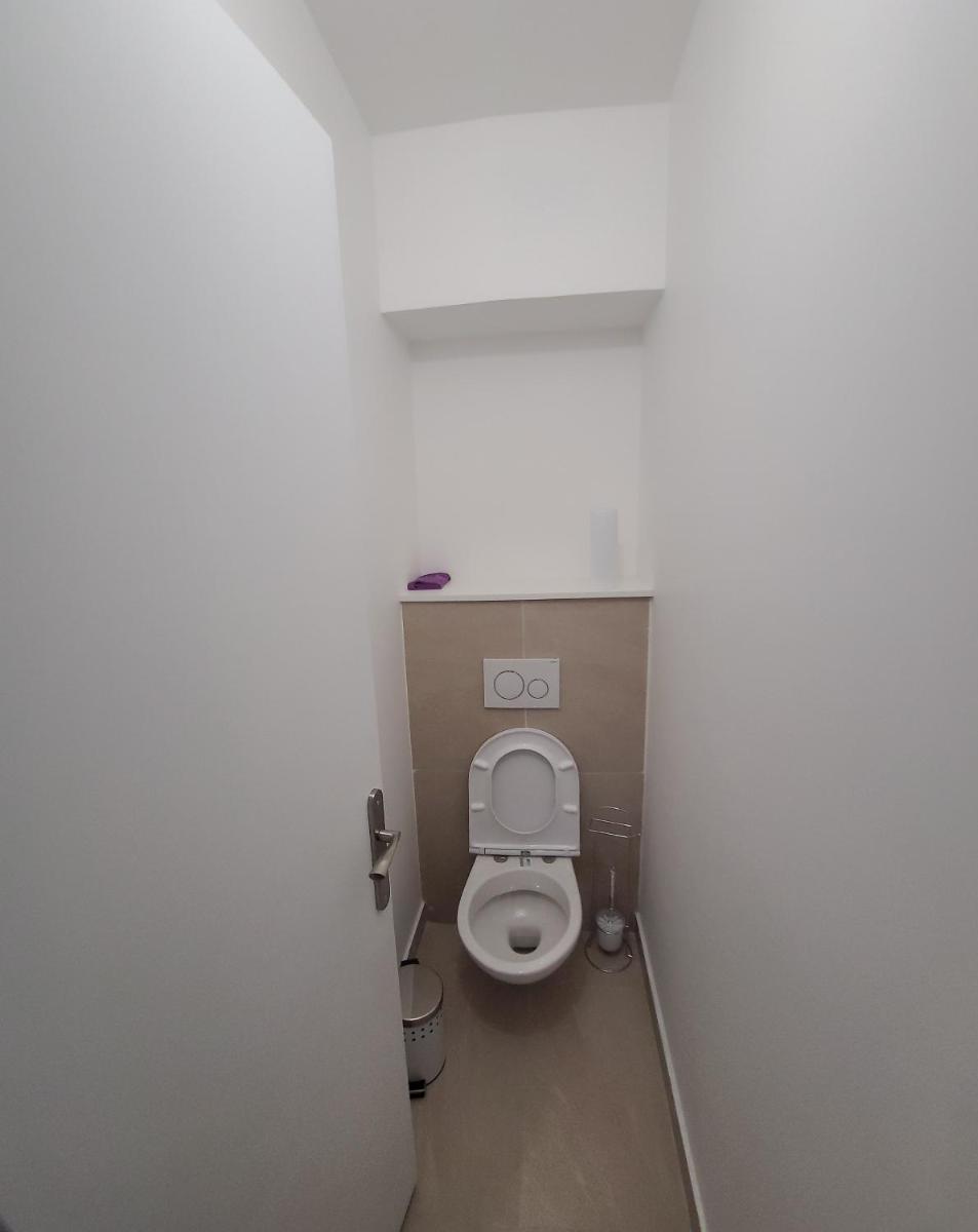 Grand appartement avec parking privé - Housity