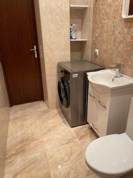 Suitetrails - House in Yerevan with backyard&garage