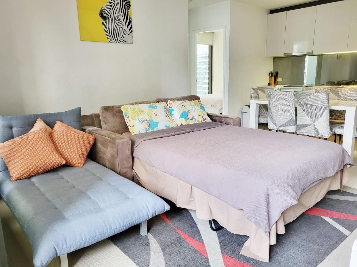 Suitetrails - UWS Madison Melbourne CBD Apartment