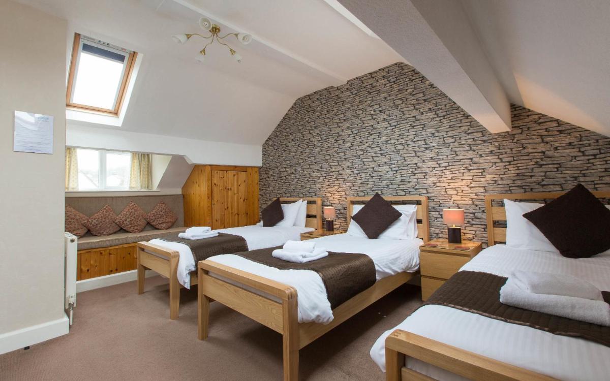 Thornbank House Offering Breakfast and with the use of Free Local Health Club - Housity