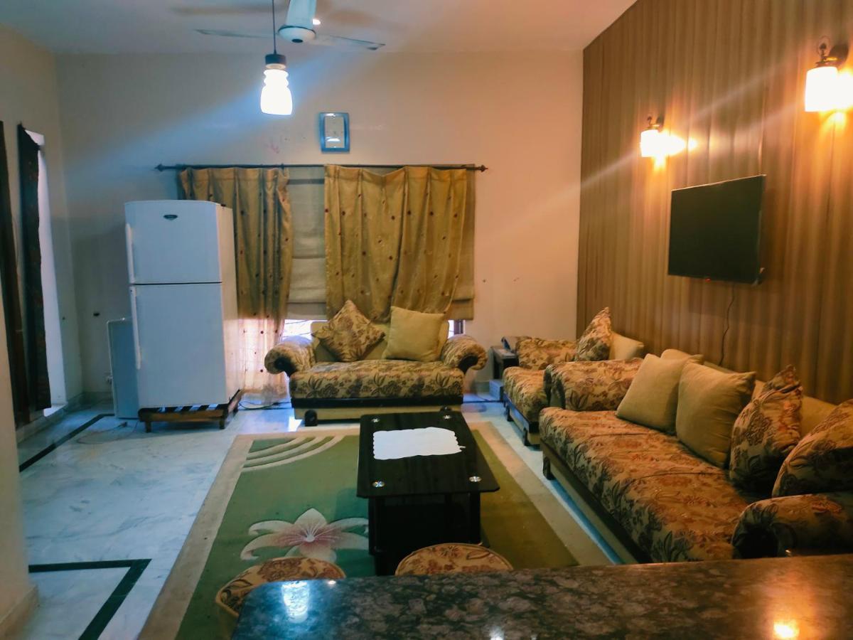 Apartment near to Shaukat khanaam lahore - Hizvo