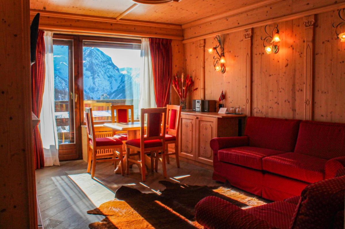 Grand Hotel Sestriere - Housity