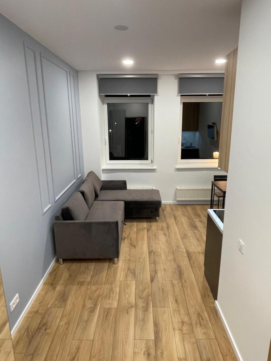 Airport Apartment 28 Self Check-In Parking Free - Housity